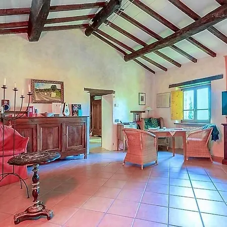 Serenity House Nyaraló
